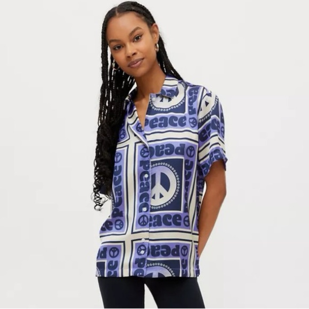 Urban Outfitters Peace Sign Bowling Button Down Large